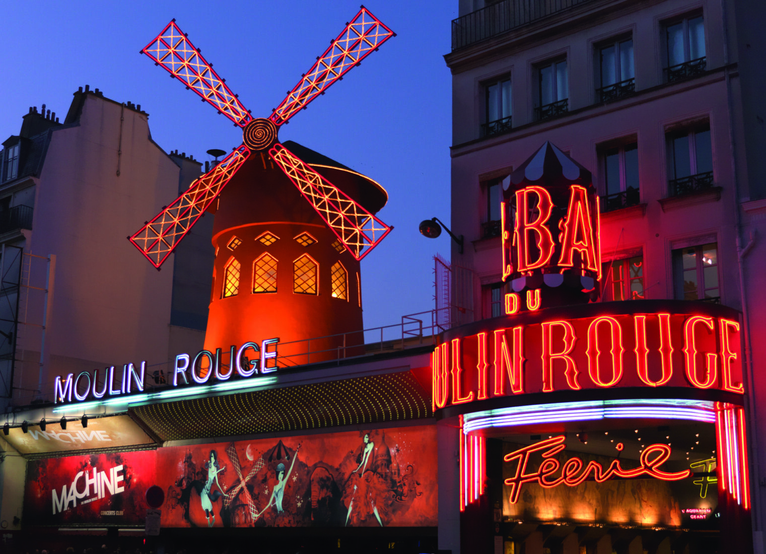 Soirée Chapter au Moulin Rouge – “La Revue Féérie”